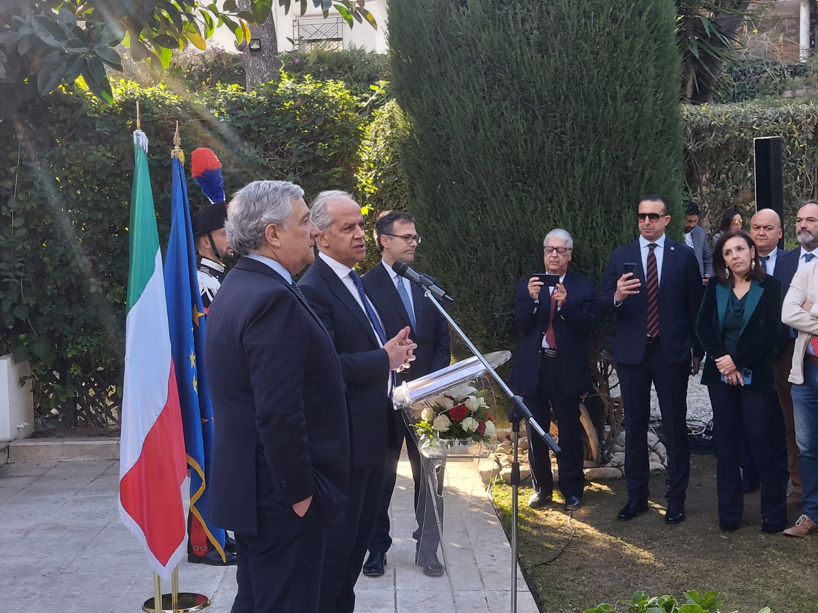 Tajani e Piantedosi in missione a Tunisi. Focus su cooperazione e immigrazione