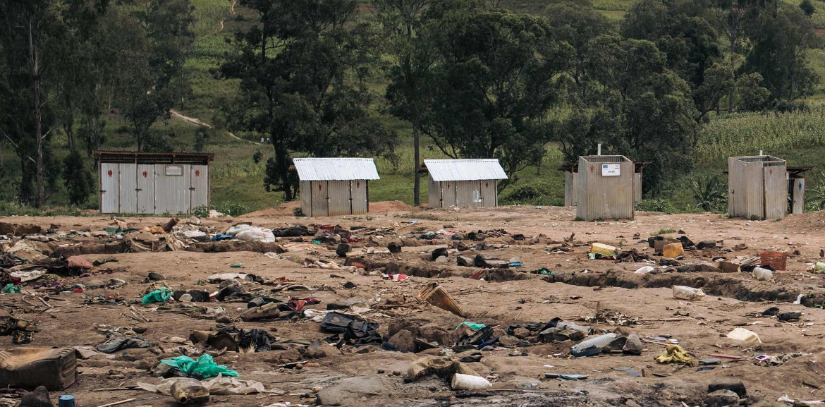 25 Dicembre 2021 – Congo, Kamikaze si fa esplodere in ristorante affollato. La Russia annuncia fine dell’esercitazione di un mese al confine con l’Ucraina, ritirati 10mila soldati. Continua la mattanza di civili in Myanmar