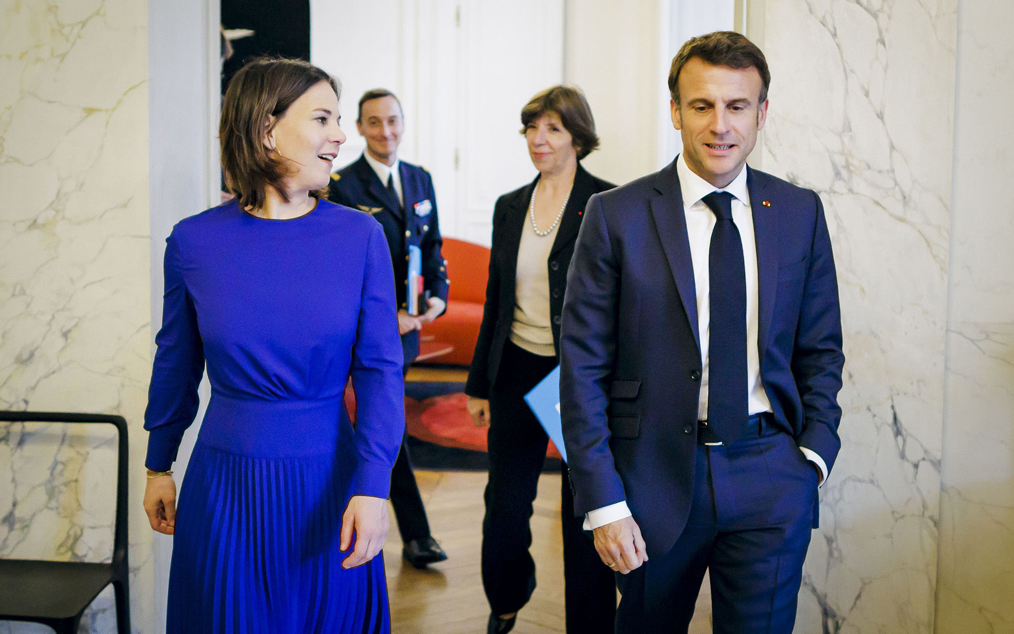 FOTO - Parigi, 9.05.2023 - Annalena Baerbock e Emmanuel Macron