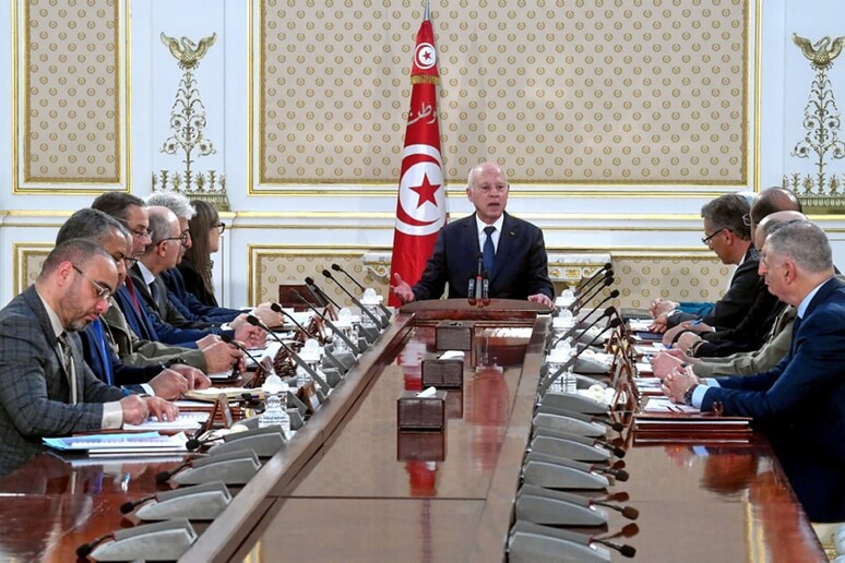 Kais Saied alla vigilia della visita di Meloni: “la Tunisia non sarà rifugio per i migranti subsahariani”