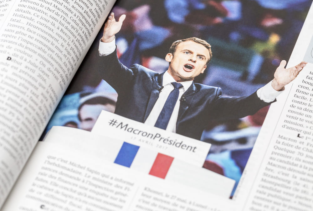 FOTO - Francia - 29 aprile 2017: La rivista francese L'Express pubblica un articolo e delle foto del candidato presidenziale Emmanuel Macron, passato al secondo turno delle elezioni francesi del 2017. — Foto di razvanphoto