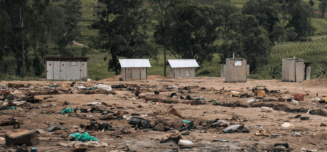 25 Dicembre 2021 – Congo, Kamikaze si fa esplodere in ristorante affollato. La Russia annuncia fine dell’esercitazione di un mese al confine con l’Ucraina, ritirati 10mila soldati. Continua la mattanza di civili in Myanmar