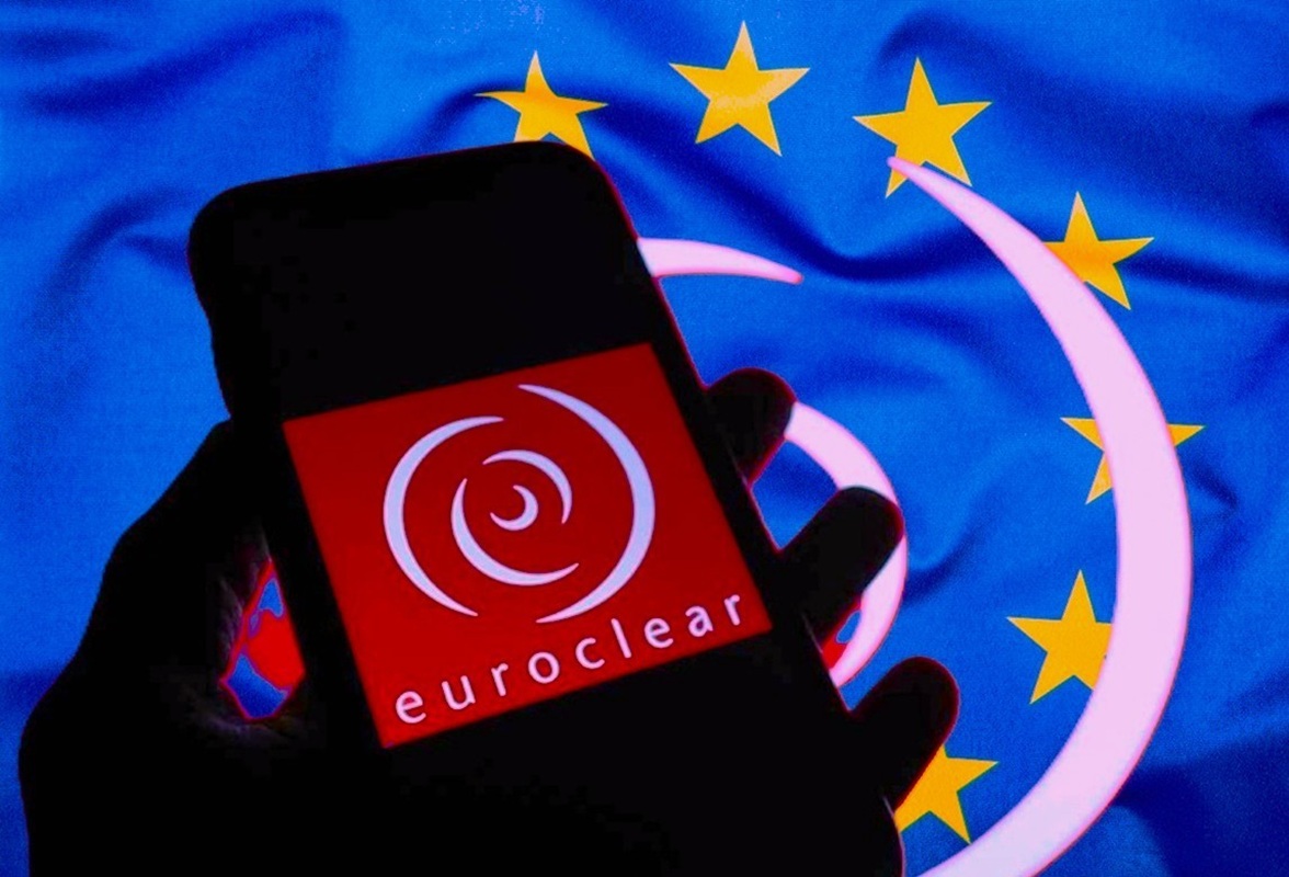 Euroclear non escluda denuncia contro la UE se Bruxelles mette le mani sui fondi russi congelati