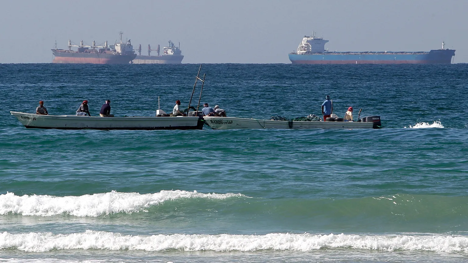 1 Marzo 2026 – Centocinquanta petroliere bloccate nello stretto di Hormuz
