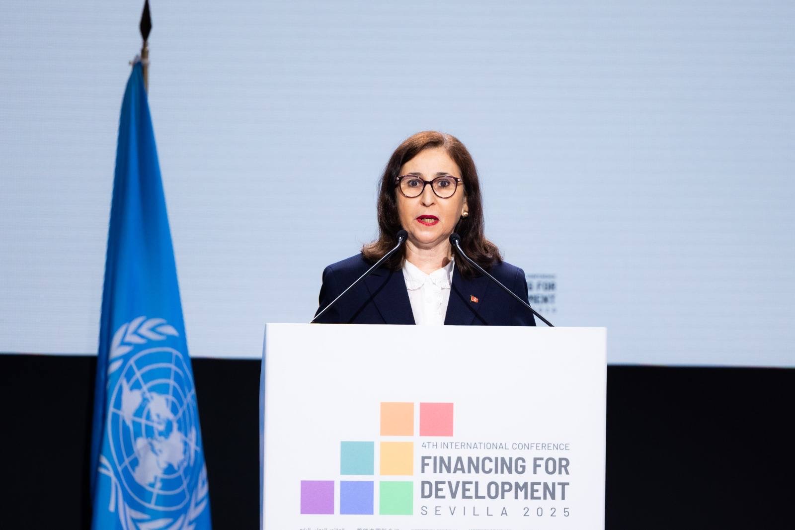 La Tunisia chiede la &quot;fine del gap Nord Sud”: dalla Palestina al debito, l’agenda della premier a Siviglia