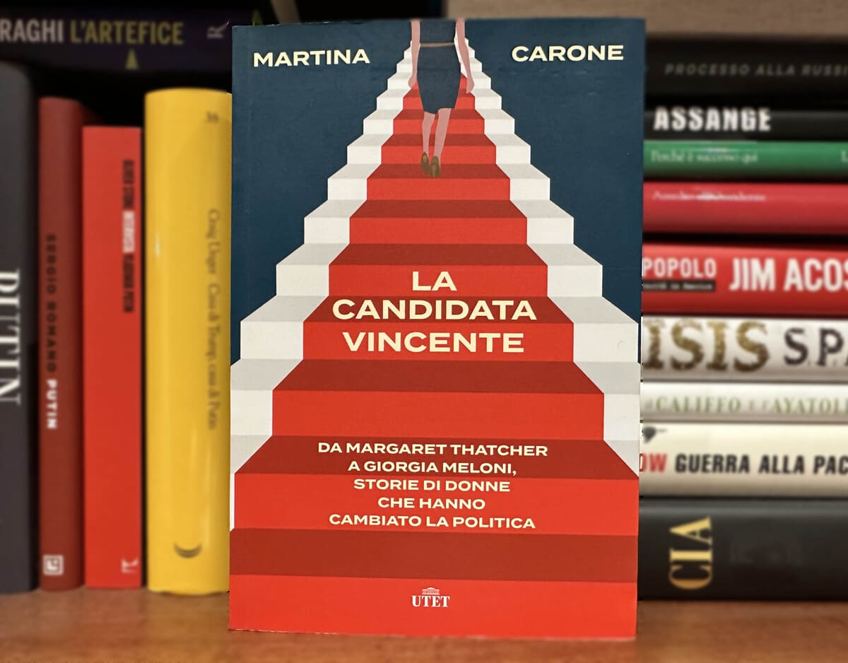 “La Candidata Vincente”, colloquio con l’autrice Martina Carone per scoprire come le donne in politica debbano superare il doppio degli ostacoli degli uomini