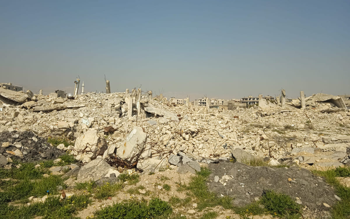 REPORTAGE IN ESCLUSIVA – Viaggiando attraverso l’inferno siriano post terremoto