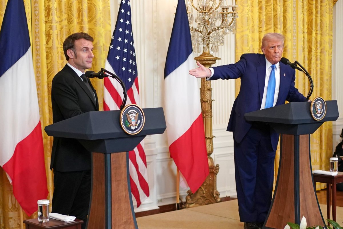 Macron vs Trump: KO tecnico Ue