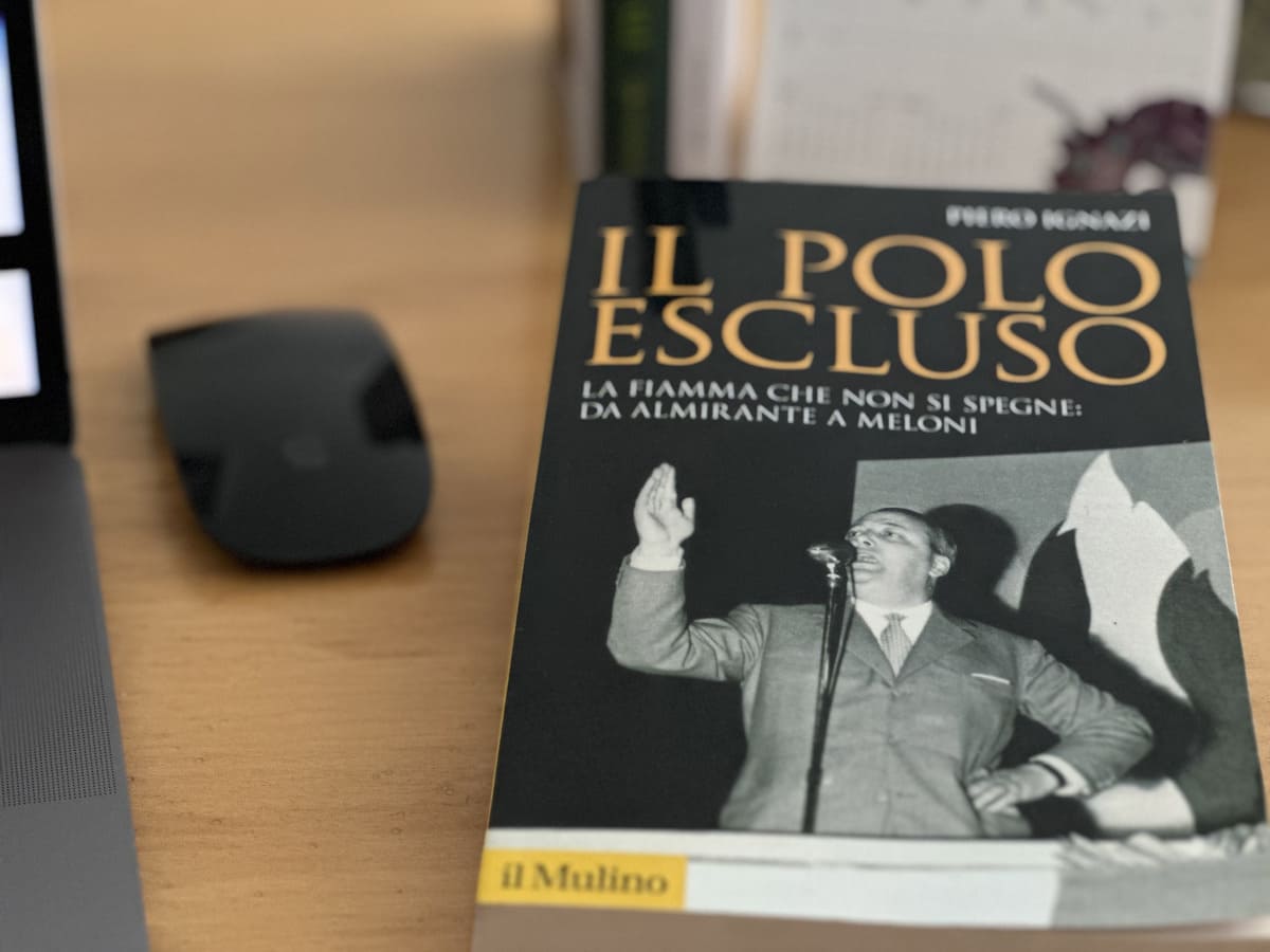 Torna nelle librerie “Il Polo Escluso” con una edizione aggiornata sulla storia della Destra italiana. Ne parliamo con l’autore Piero Ignazi