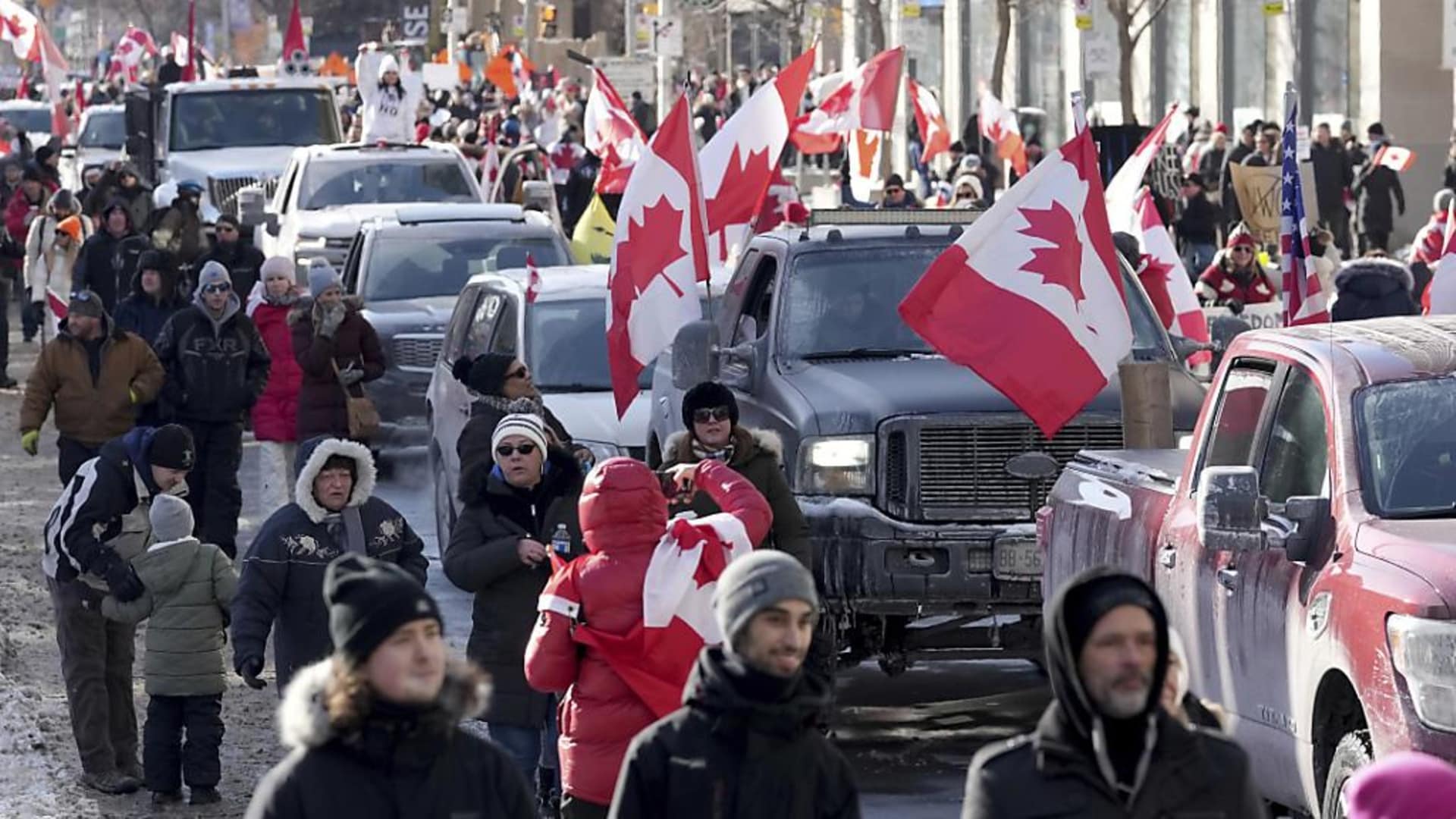 6 Febbraio 2022 – Sindaco Ottawa dichiara stato di emergenza per proteste anticovid. Iraq, partito curdo e sunniti boicottano elezioni capo dello Stato. Tunisia, Saied scioglie anche il Consiglio Superiore della magistratura
