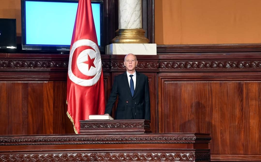 Il presidente Kais Saied si candida alle presidenziali 2024, un secondo mandato per continuare la battaglia di liberazione della Tunisia
