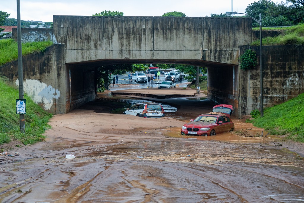 Ricostruzione alluvione, Sudafrica adotta audit per evitare la distrazione dei fondi