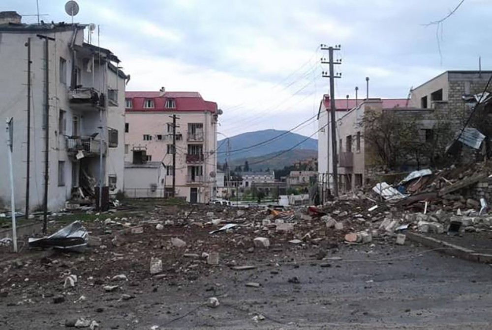 Tregue fallite in Nagorno-Karabakh, Libaridian: “Per Turchia e l’Azerbaijan le mediazioni di Russia, Francia e Stati Uniti non contano nulla”