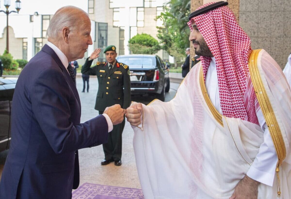 Joe Biden da il pugno al principe ereditario saudita Mps