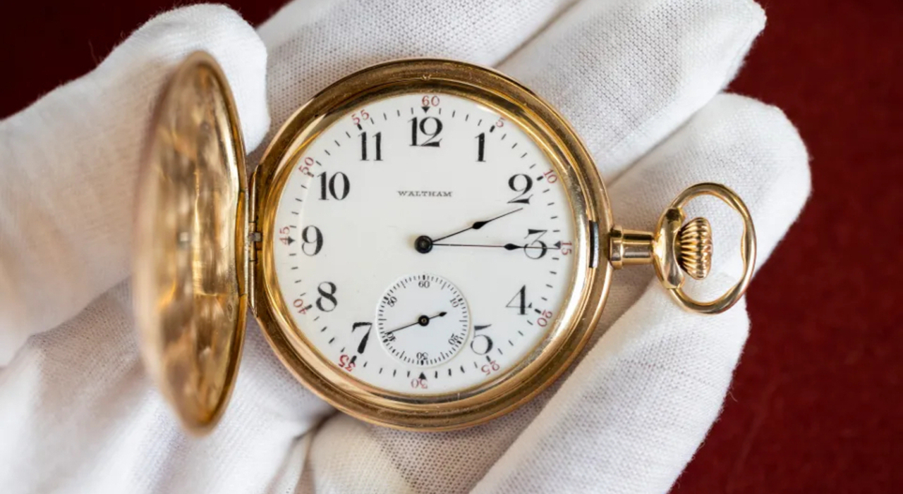 Vendita record per la casa d’aste Henry Aldridge &amp; Son. Battuto 1,48 milioni di dollari orologio da tasca di un passeggero del Titanic