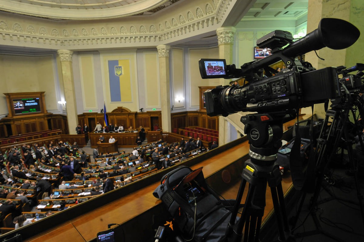 L’Ucraina approva una controversa legge sulle minoranze: reazioni negative di Romania e Ungheria